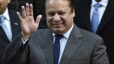 نواز شریف نے اقتدار میں آنے کے بعد کراچی تا حیدرآباد موٹروے بنانے کا اعلان کیا۔