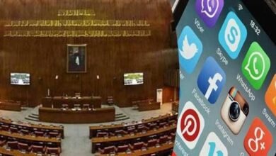 سوشل میڈیا پر پابندی عائد کرنے کی قرارداد سینیٹ میں جمع