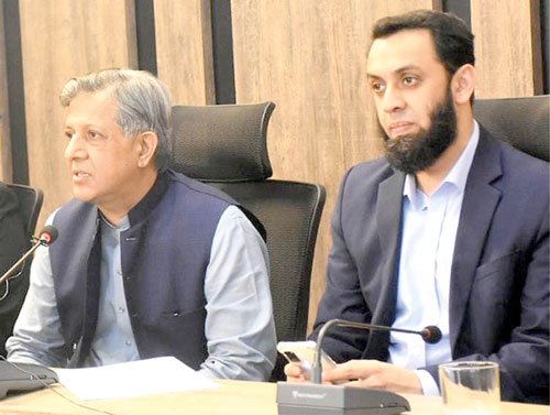 لاپتہ افراد کا معاملہ بہت پرانا ہے، عدالتی حکم پر راتوں رات حل نہیں ہو سکتا، وزیر