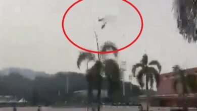 ویڈیو: ملائیشیا میں پاک بحریہ کے 2 ہیلی کاپٹر فضا میں گر کر تباہ، 10 افراد ہلاک