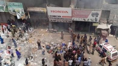 گیس سلنڈر زوردار دھماکہ' دکان کے ملبے تلے دب کر 2 افراد جاں بحق
