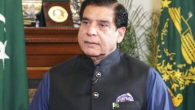 راجا پرویز اشرف کا وزیراعلی، گورنر خیبرپختونخوا کو تناؤختم کرکے ساتھ چلنے کا مشورہ