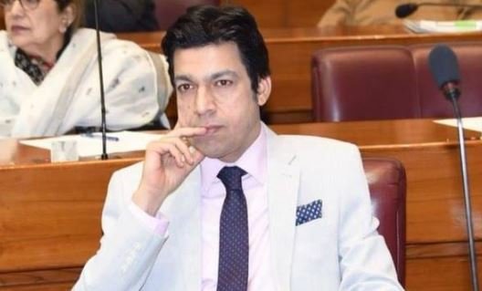 خبر ہے پھر کوئی پروپیگنڈا کیے جانے کی تیاری ہے، سینیٹر فیصل واوڈا