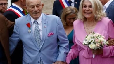 100 سالہ شخص نے 3 سال کی محبت کے بعد 96 سالہ خاتون سے شادی کرلی