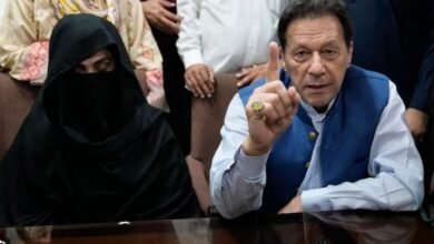 190ملین پانڈز کیس: عمران خان، بشری بی بی کے خلاف کیس کی سماعت بغیر کارروائی معطل