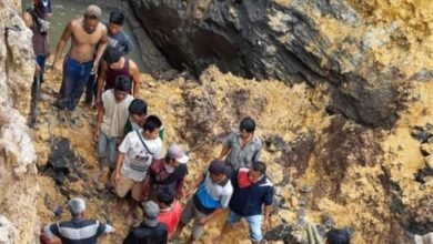 انڈونیشیا میں مٹی کا تودہ سونے کی کان پر گر گیا؛ 12 ہلاک اور 18 لاپتا