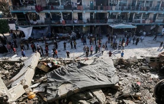 غزہ: اسرائیل کی پناہ گزین اسکول پر بمباری، 17فلسطینی شہید