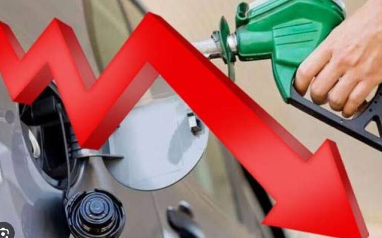 پیٹرول، ڈیزل کی قیمتوں میں 9 روپے فی لیٹر تک کمی کا امکان