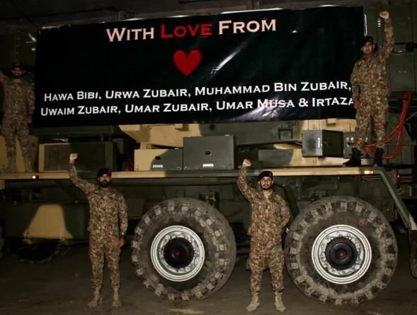 نعرہ تکبیر کی آوازیں بلند کرتے ہوئے پاک فوج کی فتح ون میزائل داغنے کی ویڈیو وائرل