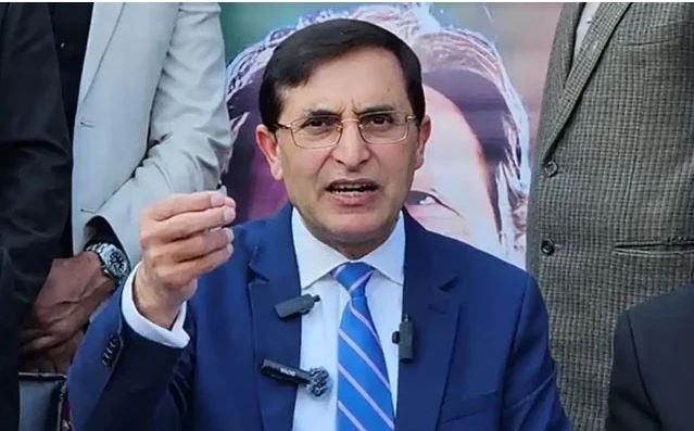بھارت کیساتھ سیز فائر ہو سکتا ہے تو پی ٹی آئی کیساتھ بھی سیاسی سیز فائر ہونا چاہیے: بیرسٹر گوہر