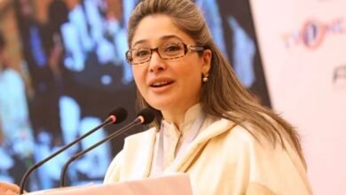 بانی پی ٹی آئی کے ساتھ جو نا انصافی کرے گا عوام ان کے گھروں میں گھسے گی: شاندانہ گلزار