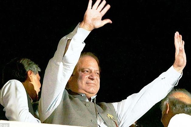 وزیر اعظم، آرمی چیف،ائیر چیف، افواج پاکستان کو شاباش اور مبارک باد دیتا ہوں: نواز شریف