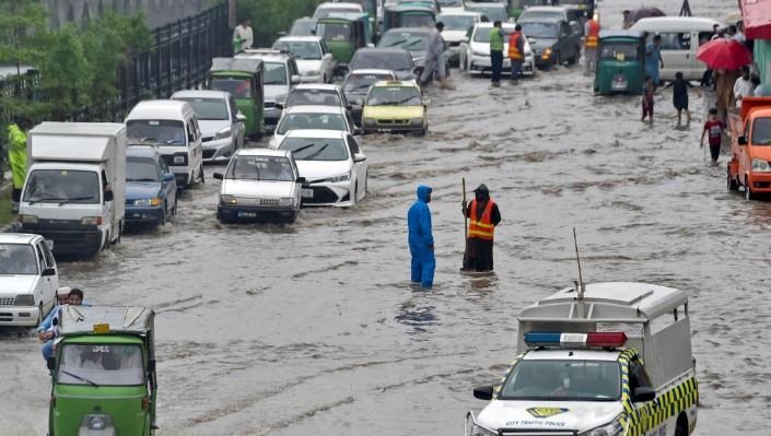 ملک بھر میں آج سے 5 جولائی تک شدید بارشیں متوقع