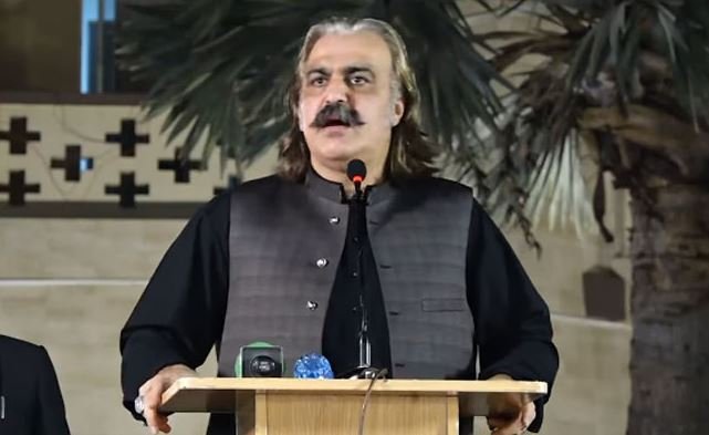 فضل الرحمان کےپی میں تبدیلی لانےکے بجائے اپنے اندر تبدیلی لے آئیں توبہت اچھاہوگا، علی امین