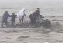 ہوٹل گارڈ نے سیاحوں کو دریا میں جانےسے روکا لیکن وہ پیچھے کی طرف سےچلے گئے،کمشنر مالاکنڈ