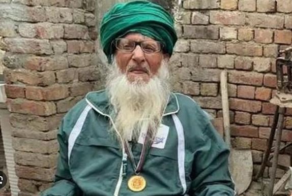 پاکستان کیلئے اولین گولڈ میڈل جیتنے والے ریسلر دین محمد انتقال کرگئے