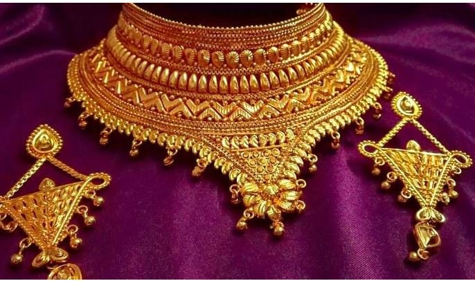 گزشتہ روز کی کمی کے بعد سونے کی قیمت میں پھر ہزاروں روپےکا اضافہ