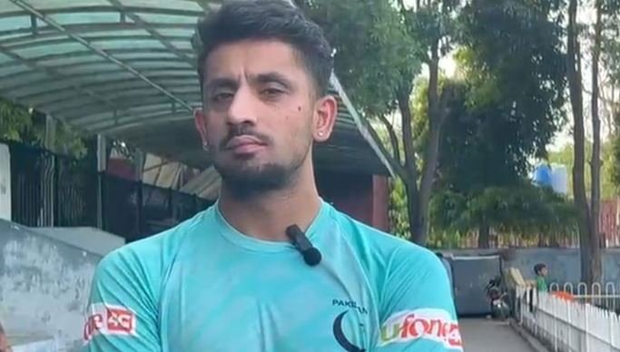 ہاکی باتوں سے ٹھیک نہیں ہوگی ہمیں سہولیات دی جائیں: کپتان قومی ہاکی ٹیم عماد بٹ