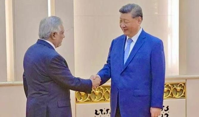 نائب وزیراعظم اسحاق ڈار کی چینی صدر شی جن پنگ سے ملاقات
