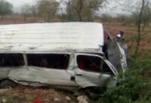 اسکول وین بے قابو ہوکرکھائی میں گرگئی، 26 بچے زخمی