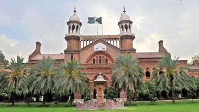 تحریک انصاف نے اپنے ارکان کی رکنیت معطلی کو لاہور ہائیکورٹ میں چیلنج کردیا