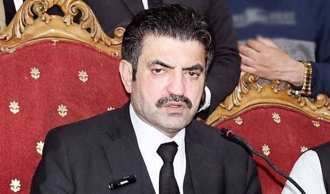 پارٹی میں واپسی کیلئے مشاورت، پی ٹی آئی رہنماؤں نے شیر افضل مروت کو اہم مشورہ دیدیا
