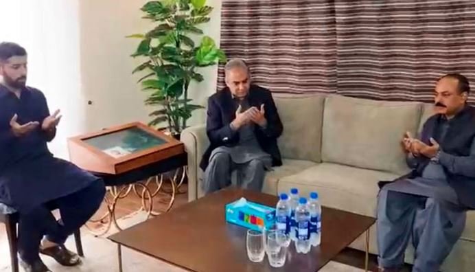 بیٹے نے متعدد دہشتگردوں کو جہنم واصل کیا، فتنہ الہندوستان کے حملے میں شہید میجر کے والد کی گفتگو