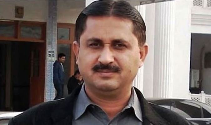 پی ٹی آئی رہنما جمشید دستی کو جعلی ڈگری کیس میں 7 سال قید کی سزا سنادی گئی