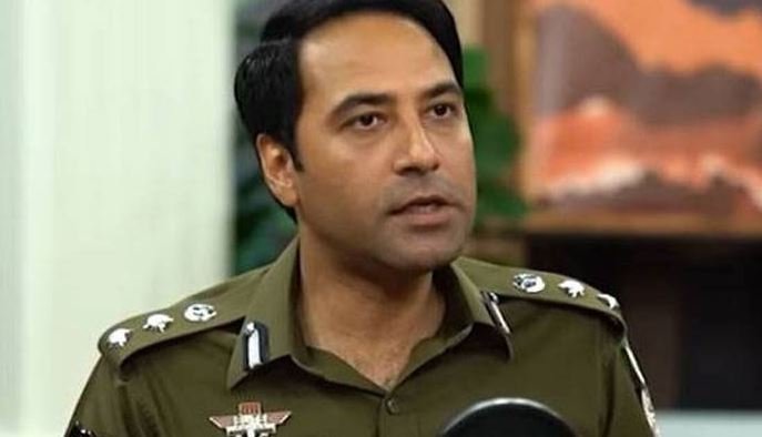 لاہور میں مذہبی جماعت نےکئی پولیس اہلکاروں کو یرغمال بنالیا، ڈی آئی جی آپریشنز