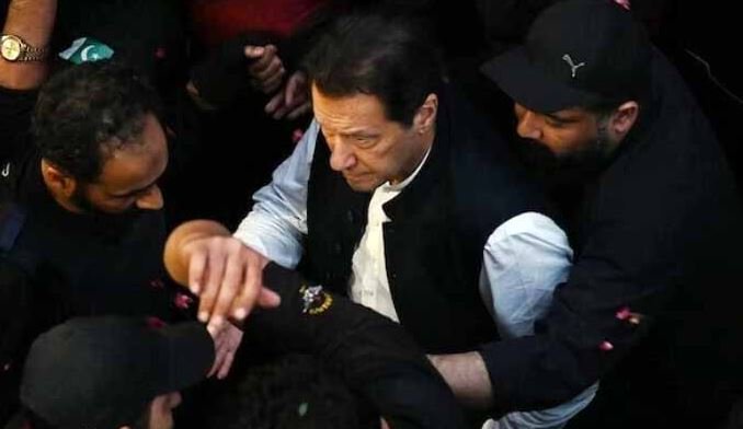 جی ایچ کیو حملہ کیس: عمران خان کاعدالت میں پیش ہونے سے انکار