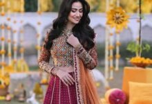 ثنا جاوید نے اپنے فیس بک کے جعلی اکاؤنٹ سے مداحوں کو خبردار کردیا