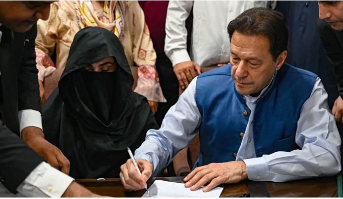 عمران خان اور بشریٰ بی بی کیخلاف توشہ خانہ ٹو کیس حتمی مراحل میں داخل