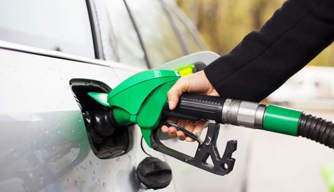 روس پر امریکی پابندیاں، پیٹرولیم مصنوعات مہنگی ہونے کا خدشہ