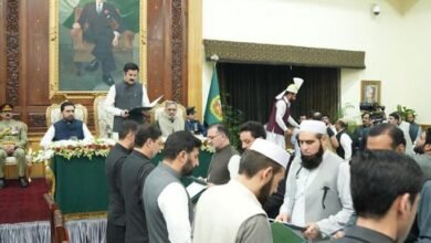 خیبر پختونخوا کی نئی کابینہ نے حلف اٹھا لیا