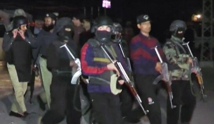 پولیس پارٹی پر فائرنگ، جوابی کارروائی میں تین ملزمان ہلاک