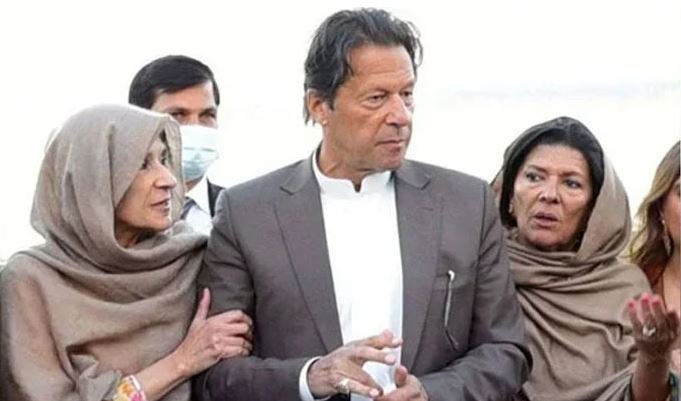عمران خان کی بہنوں علیمہ خان اور عظمیٰ خان کے وارنٹ گرفتاری جاری