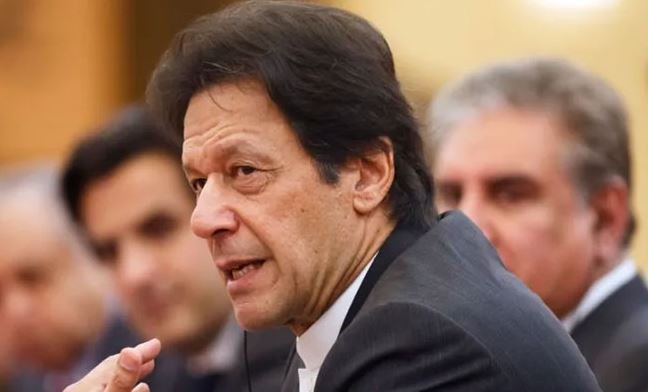 اسٹیبلشمنٹ کے ساتھ کشیدگی میں کمی کی کوششیں، عمران خان خود رکاوٹ بن گئے