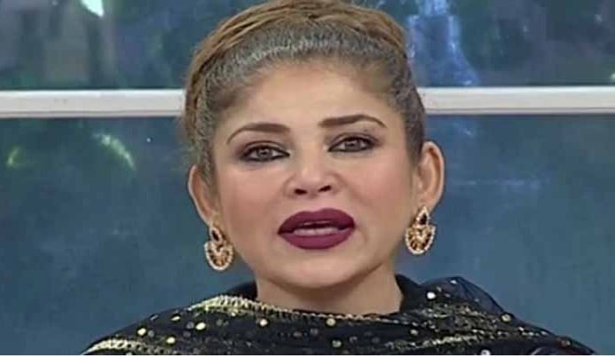 مشی خان والدین کو اولڈ ایج ہوم میں چھوڑنے والے بچوں پر برس پڑیں