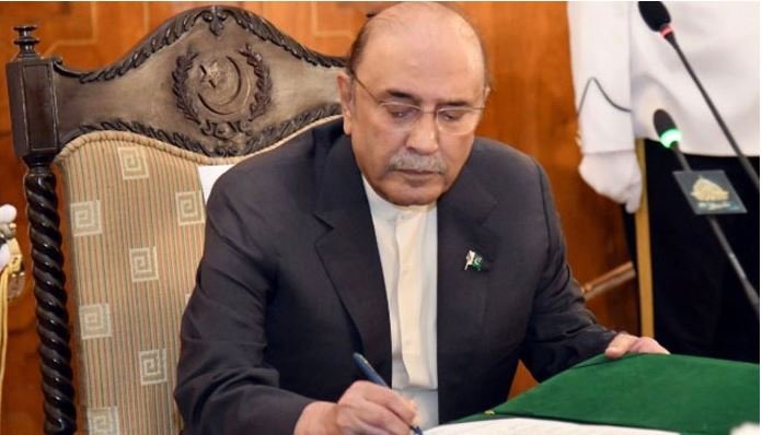 صدر مملکت نے آرمی، نیوی اور ائیرفورس ترمیمی بلز کی منظوری دیدی