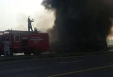 رحیم یار خان میں آئل ٹینکر کو آگ لگنے سے 4 افراد جھلس کر جاں بحق