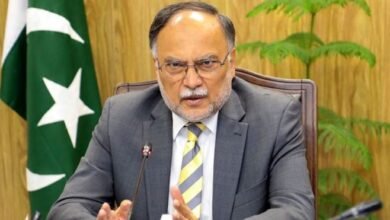 دعا ہے کہ کراچی اپنی پرانی عظمت کو بحال کر سکے: احسن اقبال