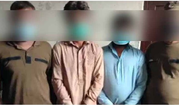 طالبہ کو زیادتی کا نشانہ بناکر بلیک میل کرنیوالے 2 وین ڈرائیورز گرفتار